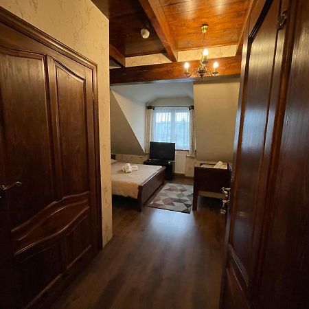 Hotel Tyrol I Restauracja Zycie Gruzji Osielsko Экстерьер фото