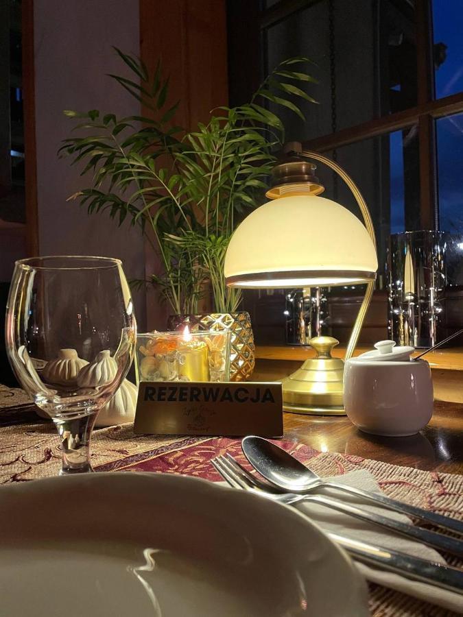 Hotel Tyrol I Restauracja Zycie Gruzji Osielsko Экстерьер фото